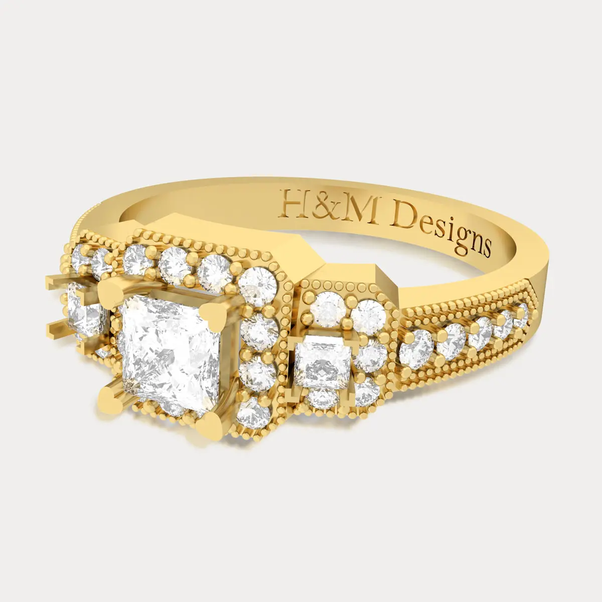 Queen Solitaire Beautiful Ring.